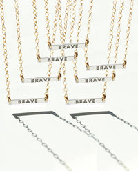 Dina Mini Nameplate | Word Necklace